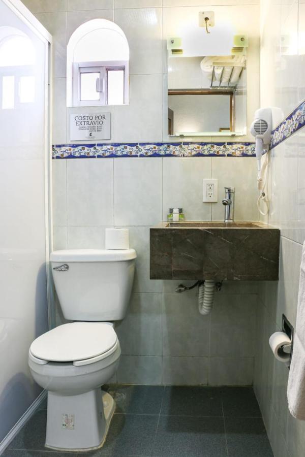 Suites Bajio Leon Exterior photo